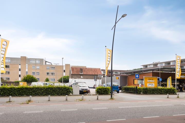 Photo 32 of Heuvelstraat 18