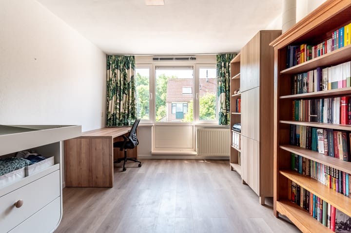 Photo 22 of Purmer 69