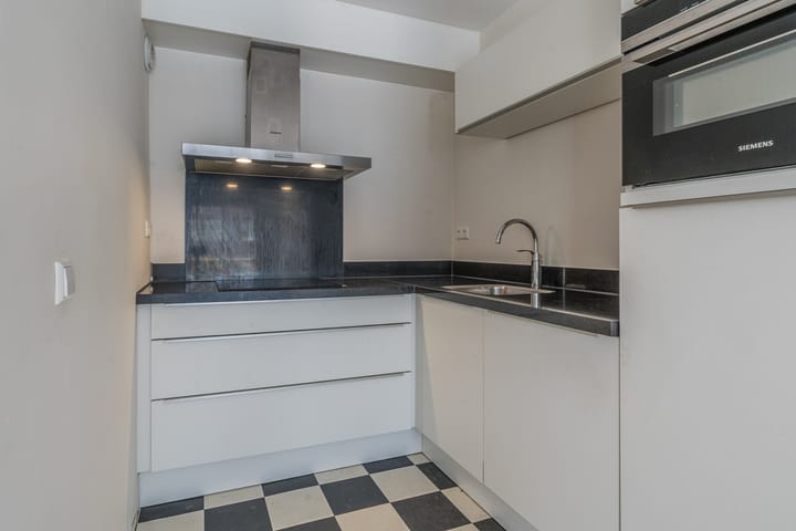 Foto 3 van Valkenierstraat 25-A