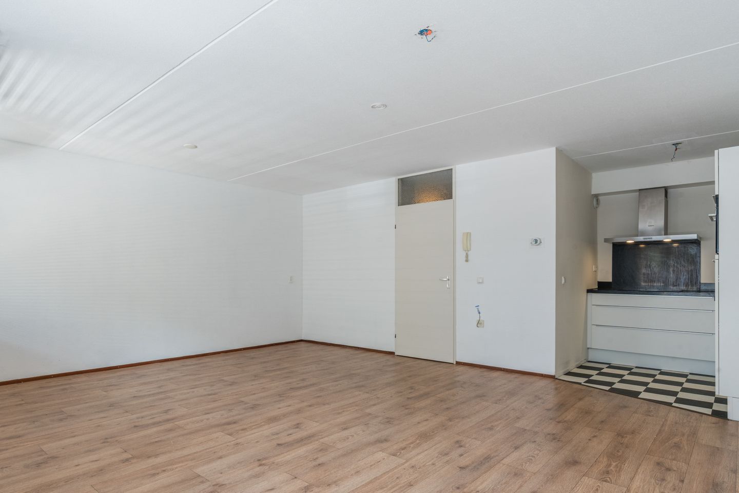 Foto 10 van Valkenierstraat 25-A