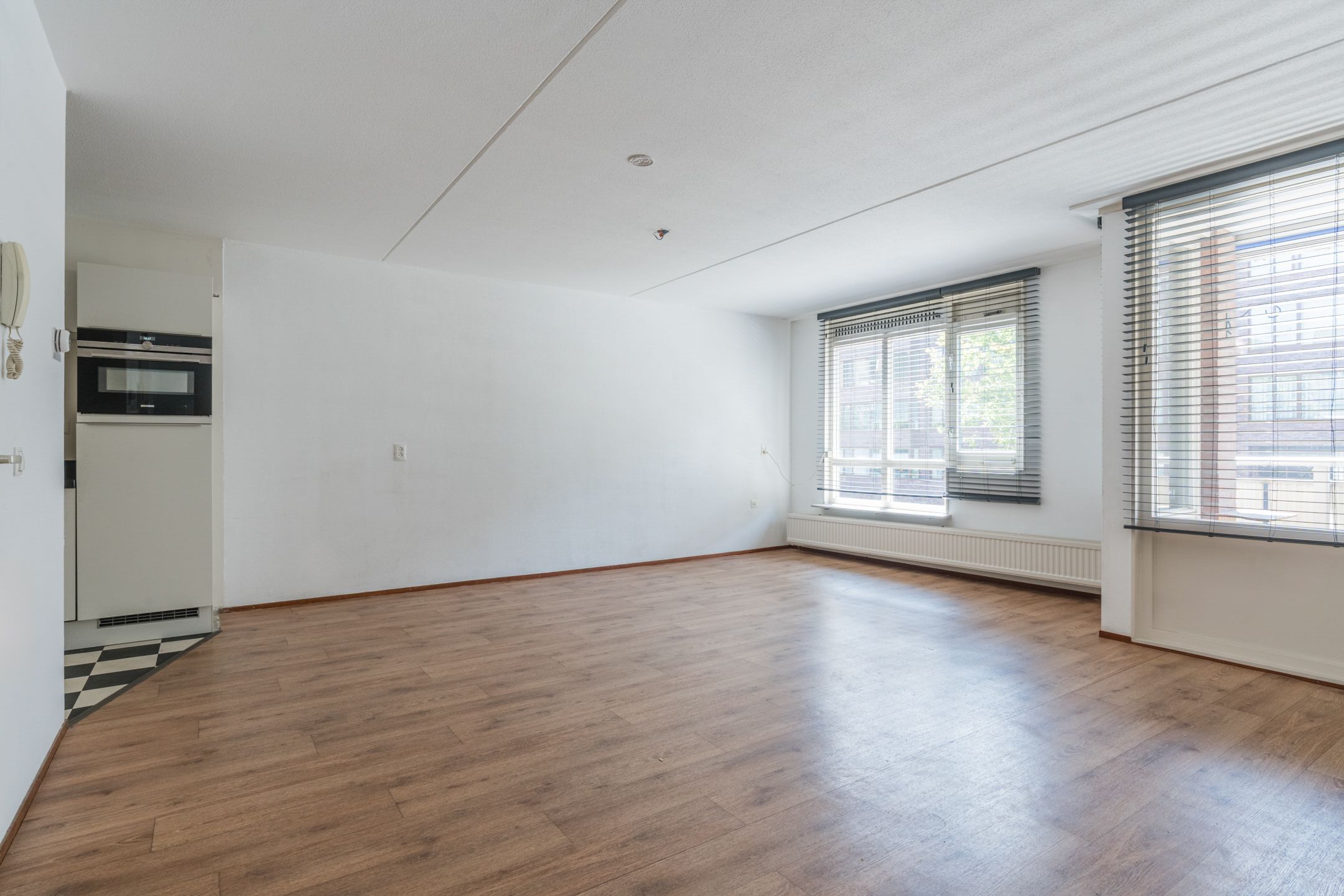 Foto 12 van Valkenierstraat 25-A