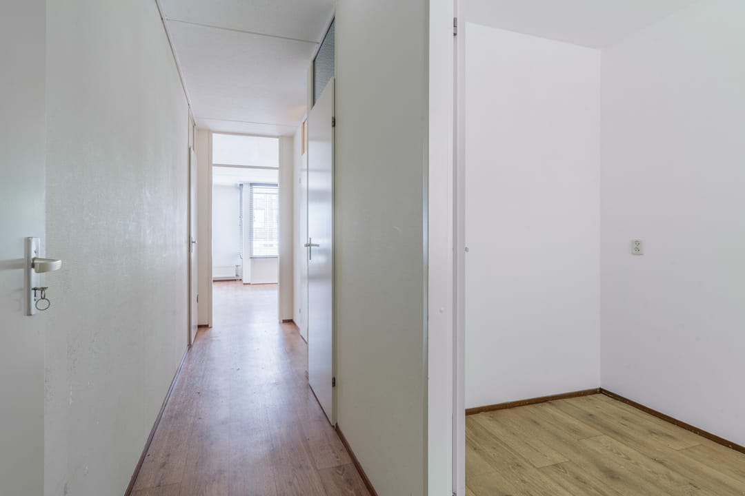 Foto 22 van Valkenierstraat 25-A