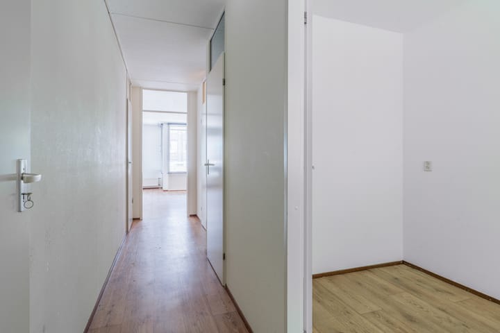 Foto 22 van Valkenierstraat 25-A