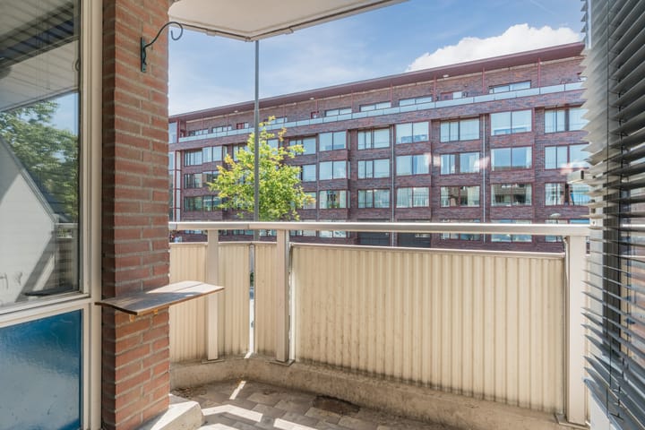 Foto 24 van Valkenierstraat 25-A