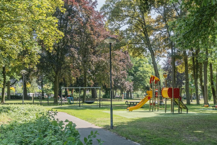 Foto 26 van Valkenierstraat 25-A