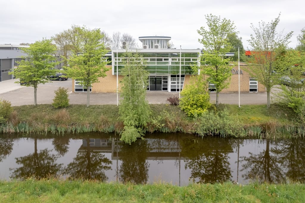Bekijk foto 3 van Businesspark Friesland-West 45