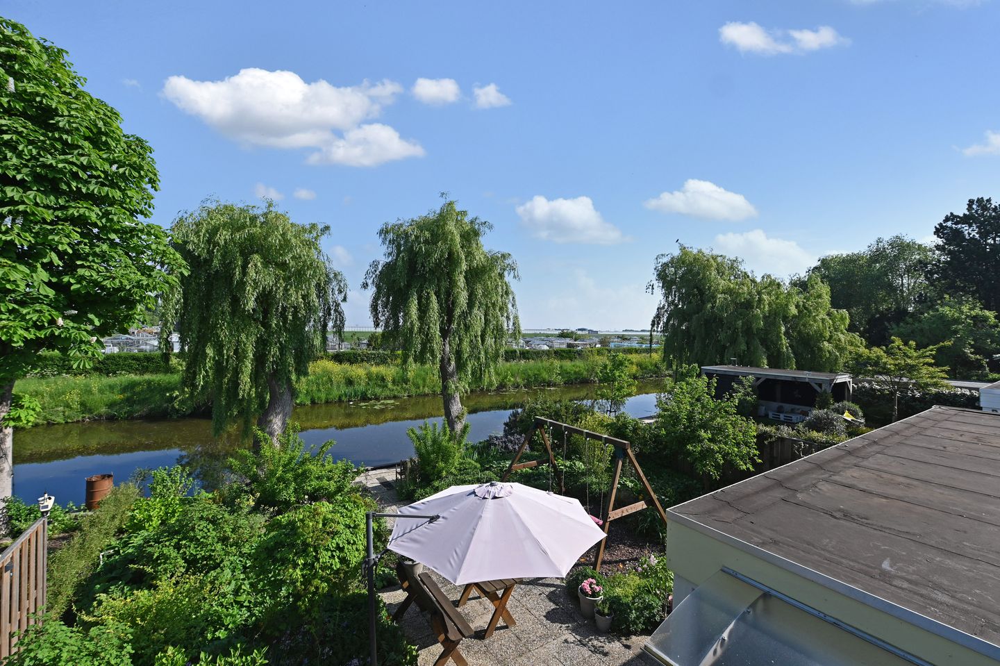 Photo 29 of Planetenweg 11