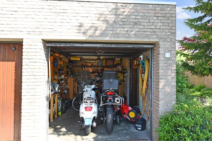 Foto 48 van Planetenweg 11