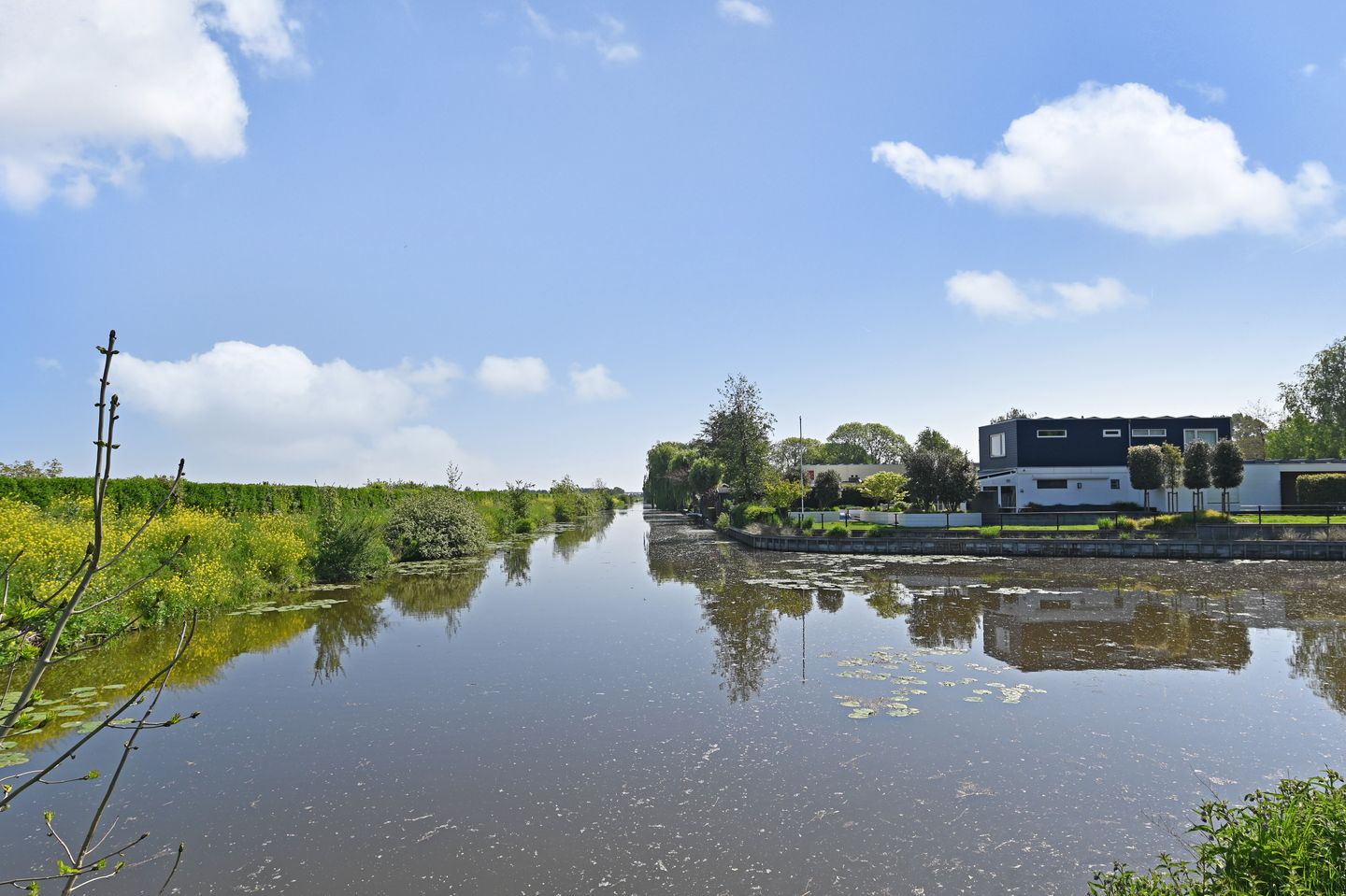 Photo 49 of Planetenweg 11