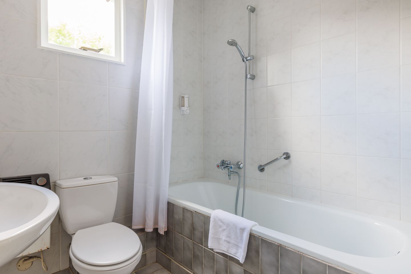 Foto 19 van Oosterhiemweg 1-025