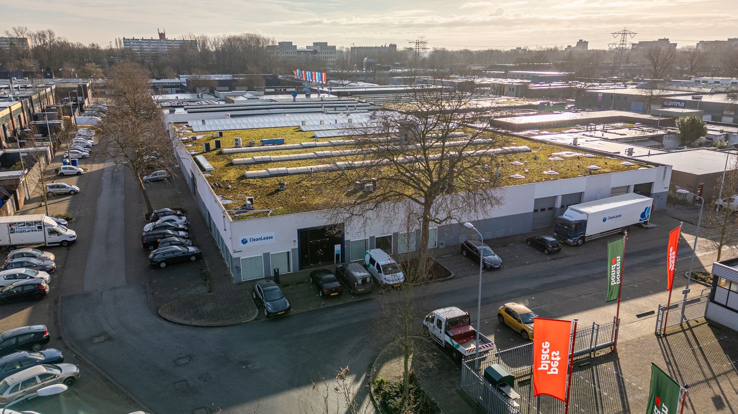 Bekijk foto 1 van Herentalsweg 14