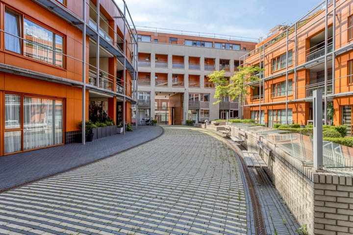 Foto 20 van Enschotsestraat 305