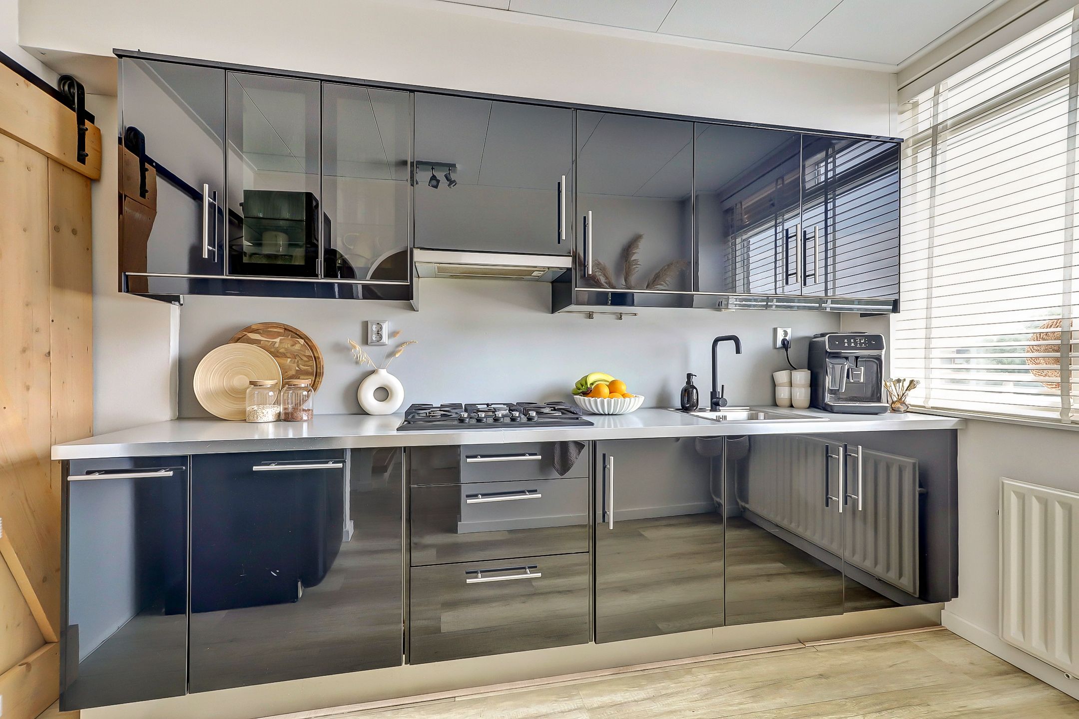 Photo 3 of Kuyperstraat 74