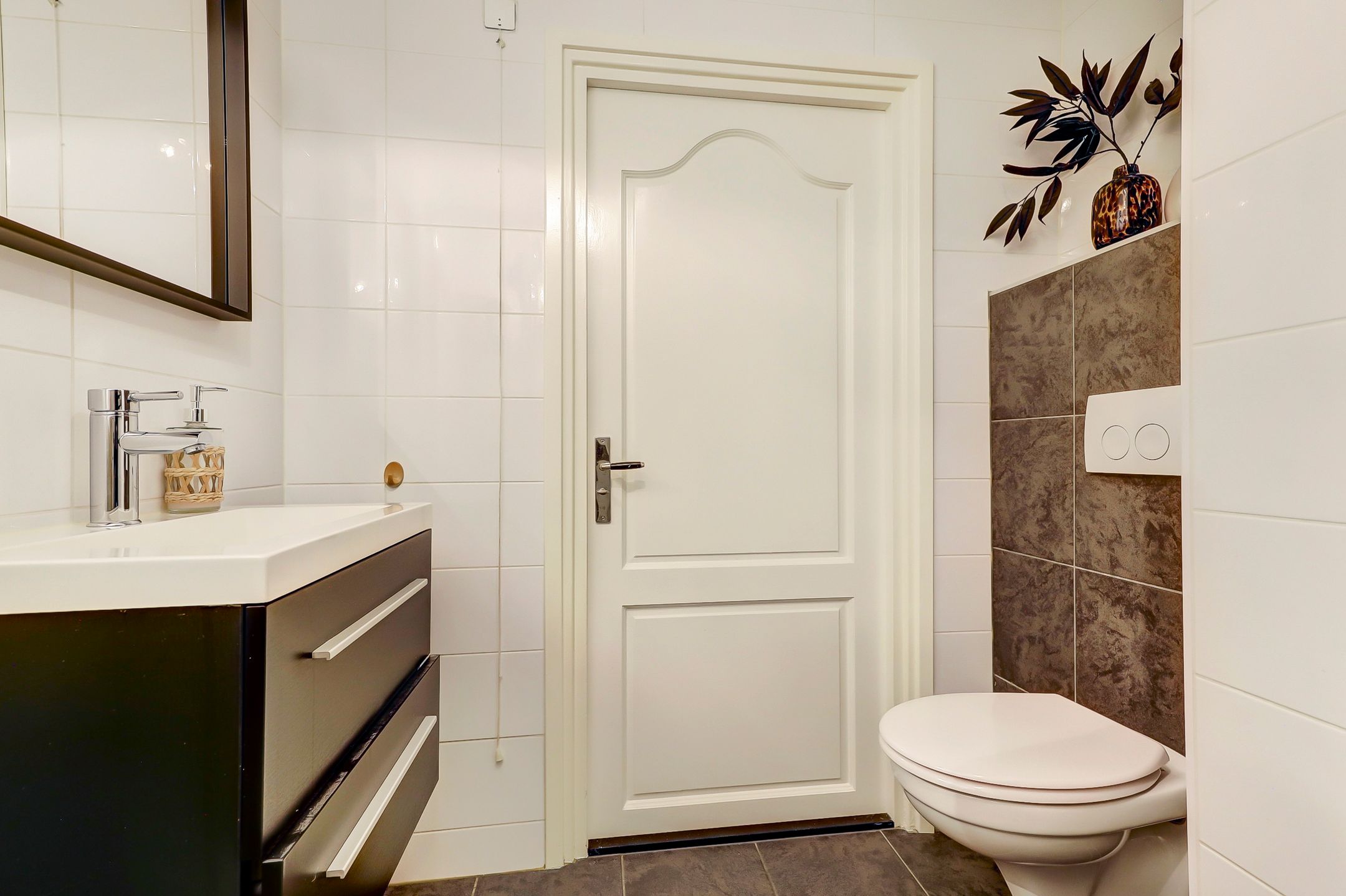 Photo 33 of Kuyperstraat 74