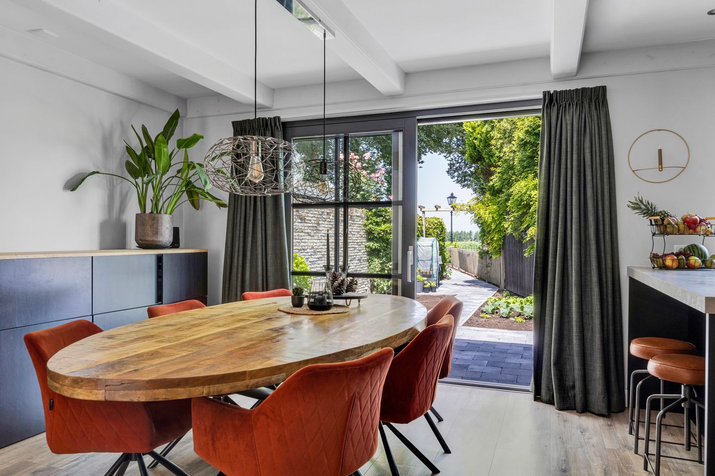 Photo 14 of Dubbelstraat 193