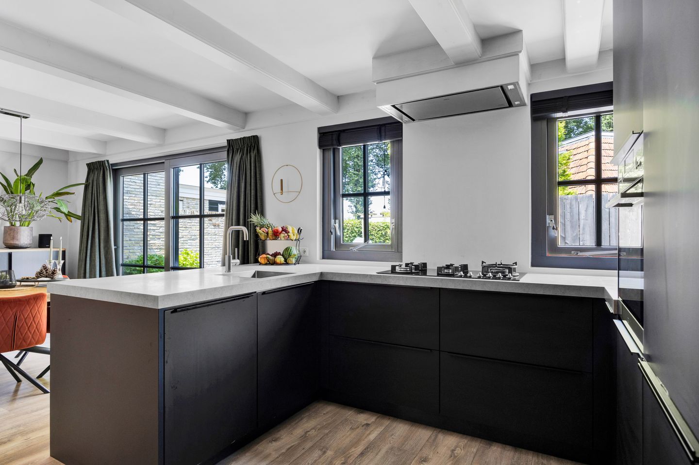 Photo 20 of Dubbelstraat 193