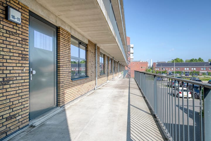 Foto 8 van Westervoortsedijk 16-11