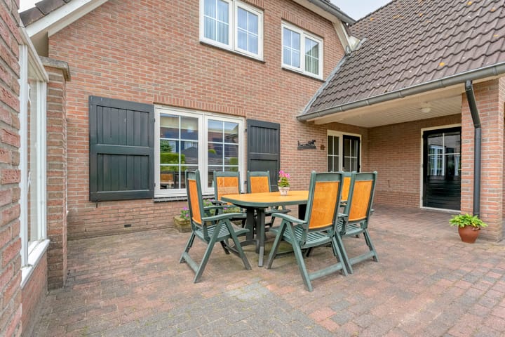 Foto 54 van Klompenmaker 4