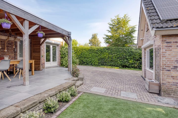 Foto 24 van Koeveringsedijk 12