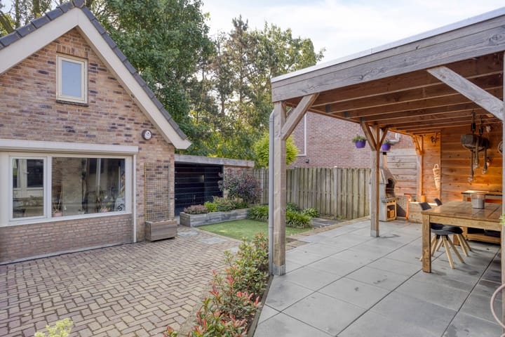 Foto 25 van Koeveringsedijk 12