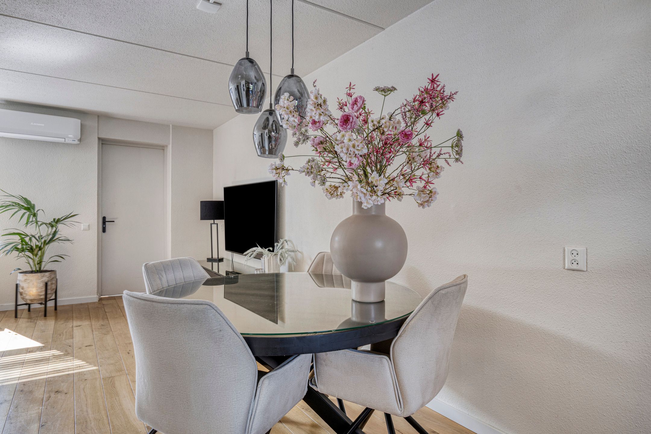 Foto 12 van Wezelstraat 131