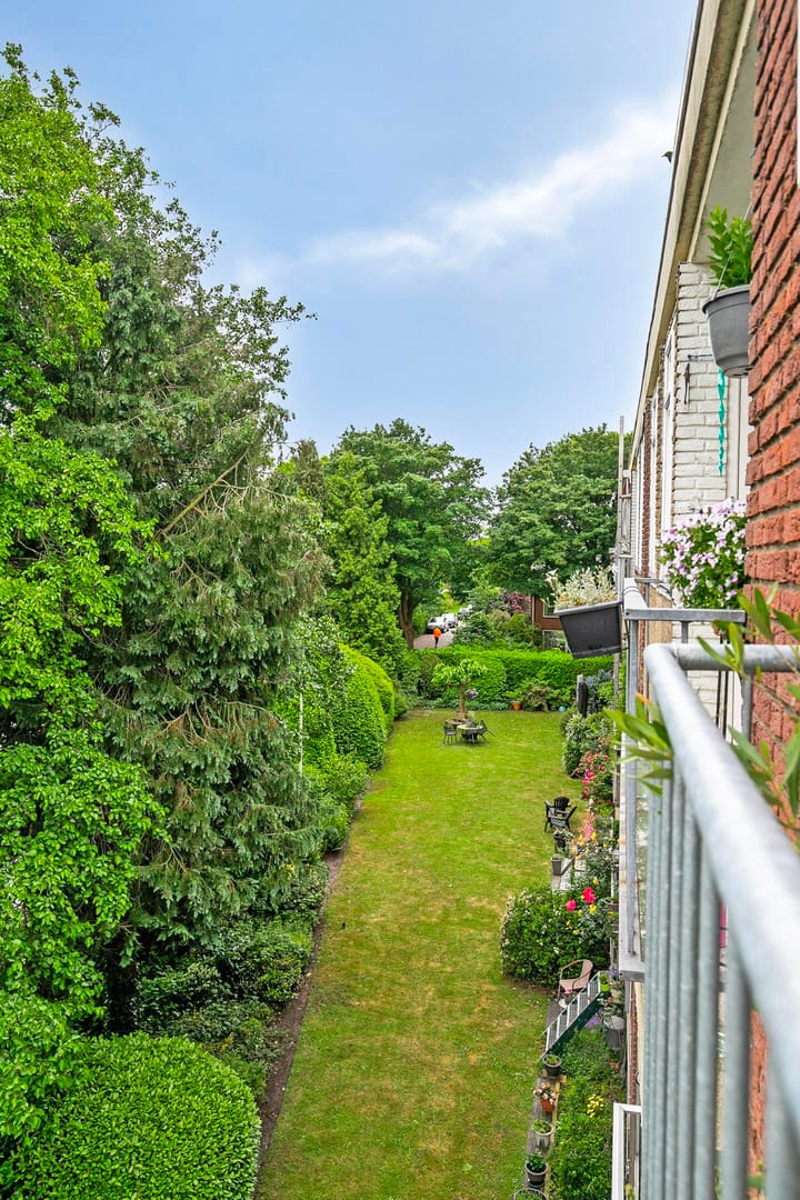 Foto 33 van Julianastraat 42