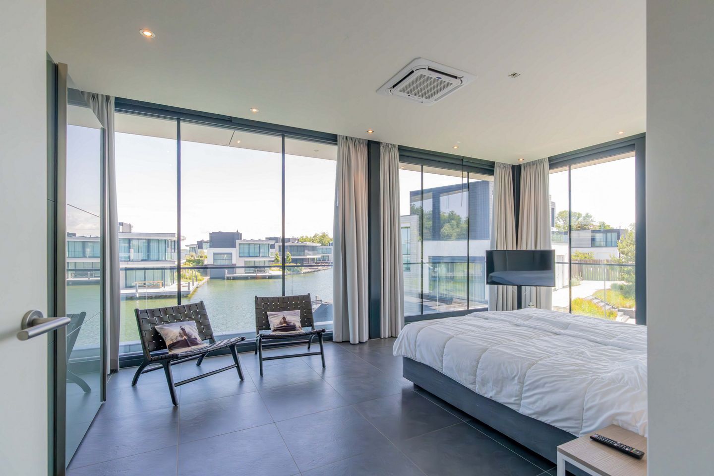 Photo 25 of Langerakpolderweg 15