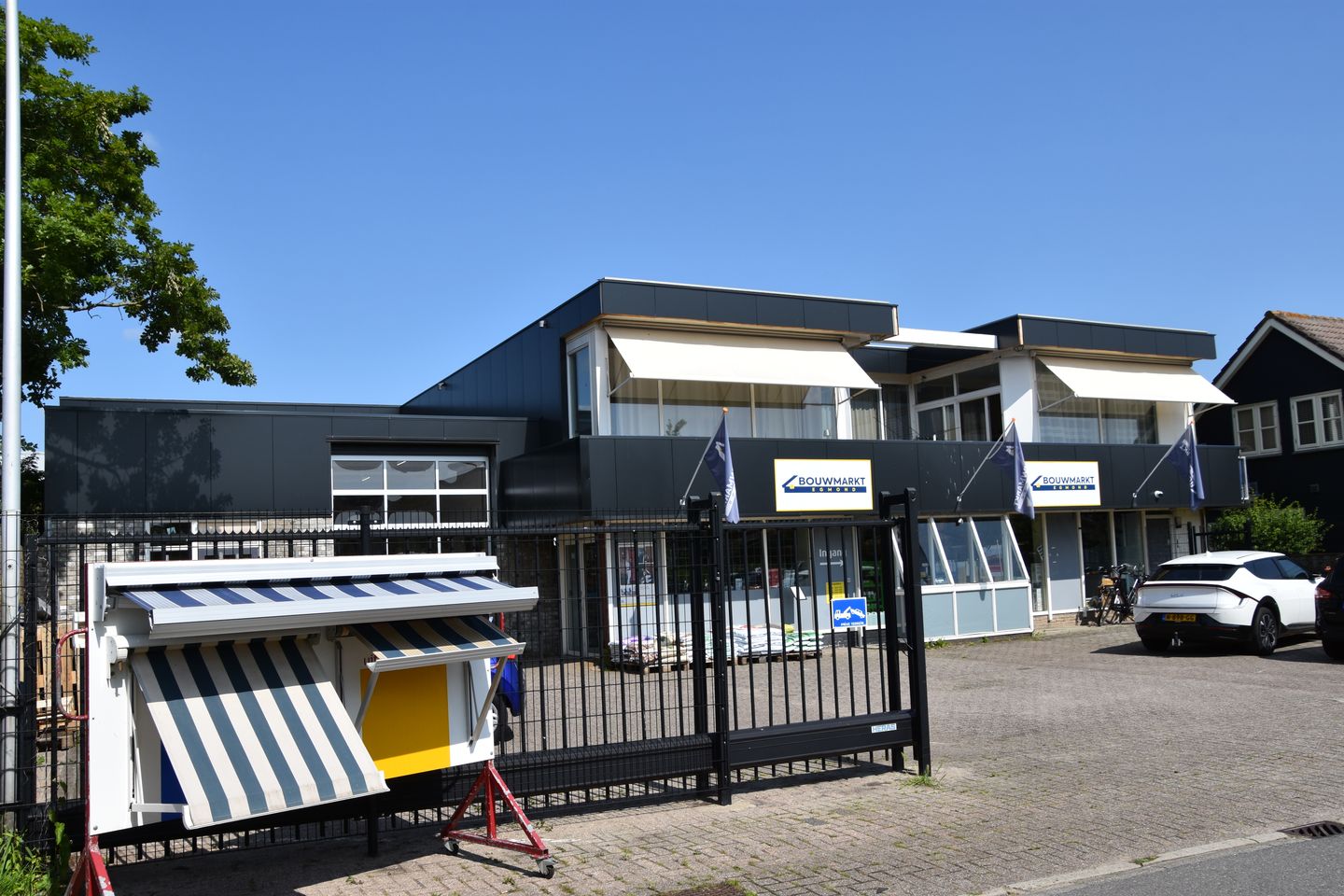 Bekijk foto 1 van Ambachtsweg 5