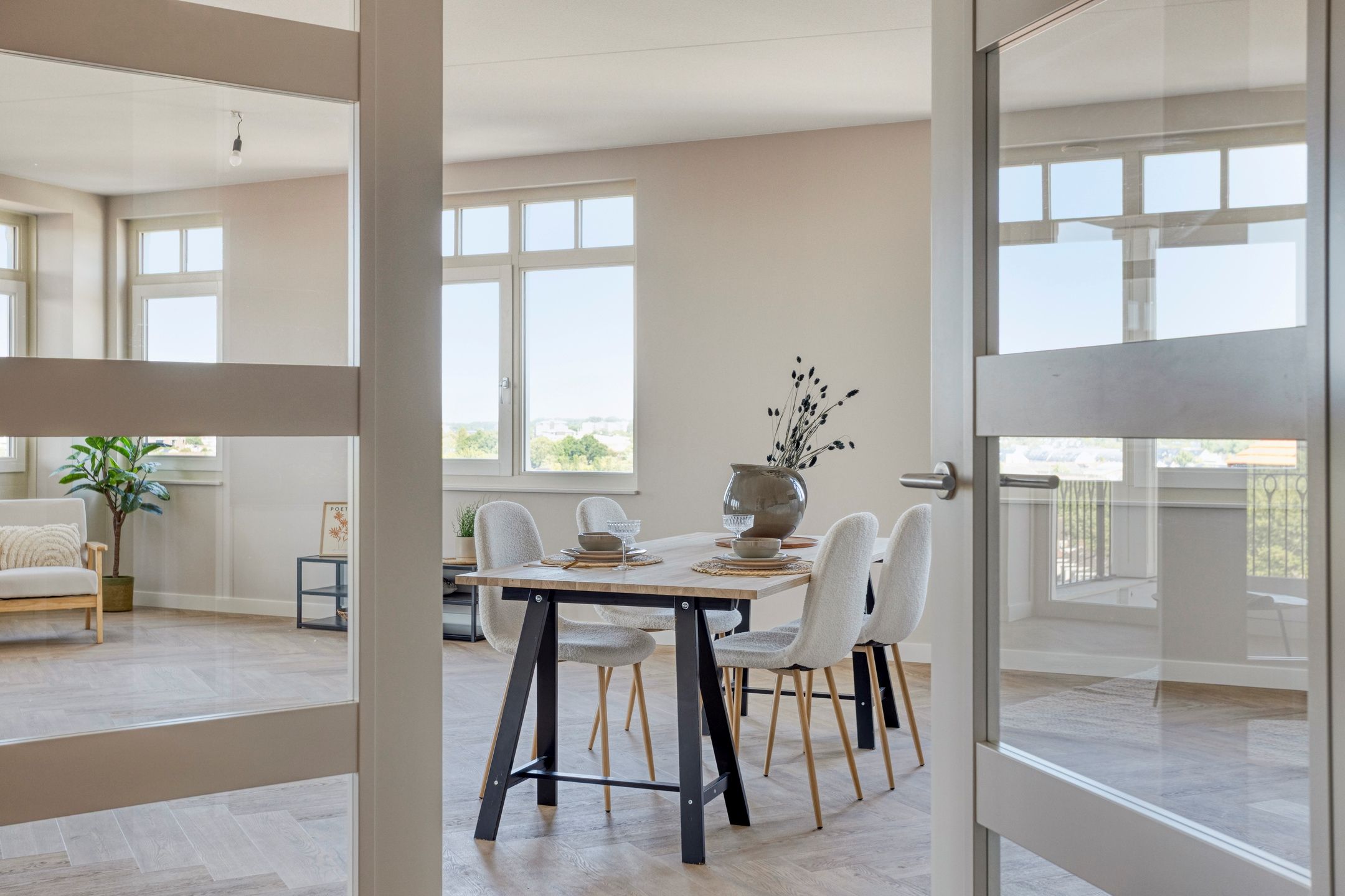 Foto 3 van De Klok 381