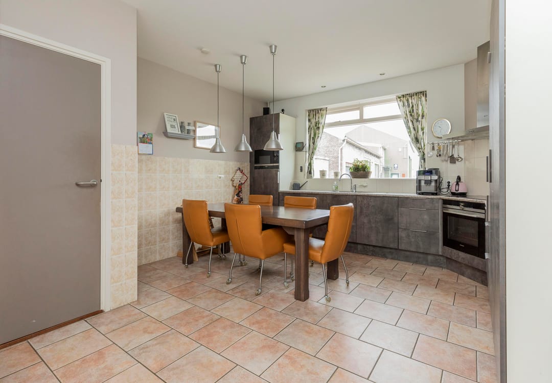 Foto 8 van Schaweg 8