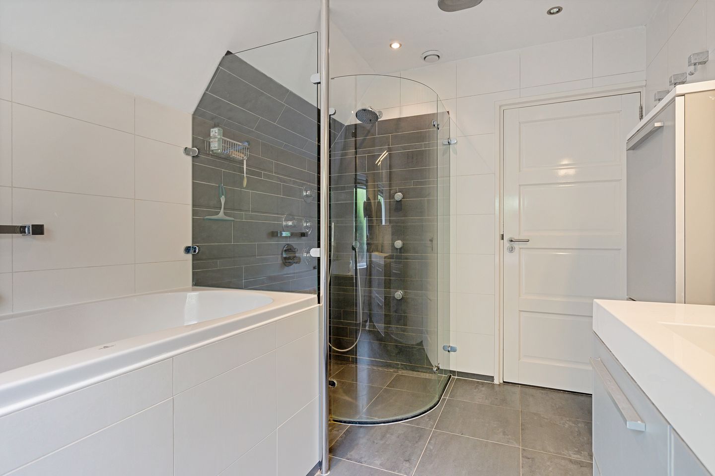 Photo 34 of Oelenboom 7