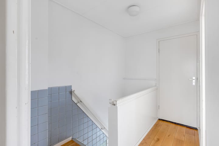 Foto 15 van Van Nijenrodestraat 32