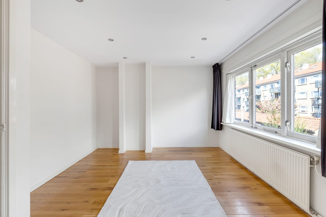 Photo 17 of Van Nijenrodestraat 32