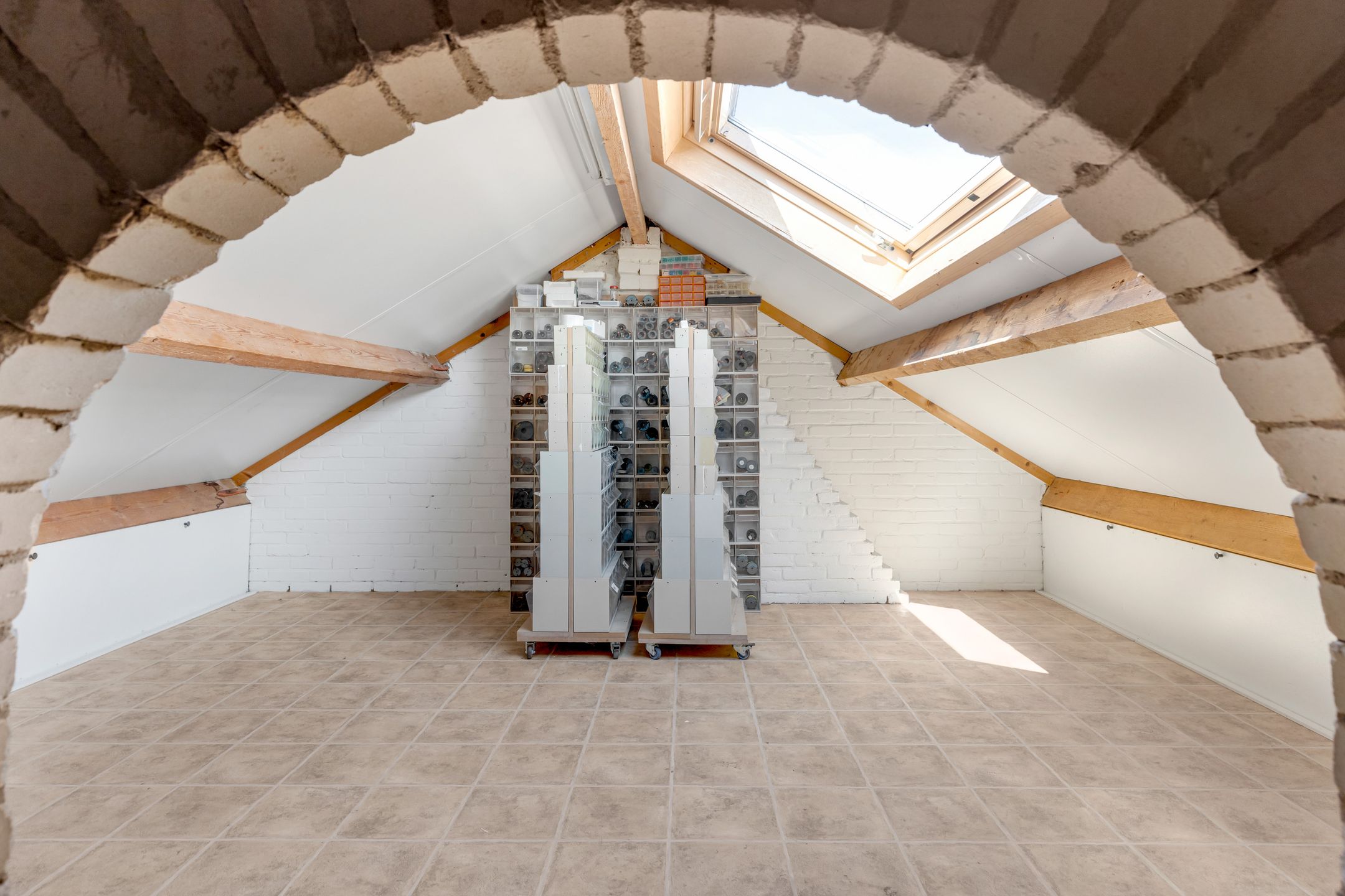 Photo 24 of Van Nijenrodestraat 32