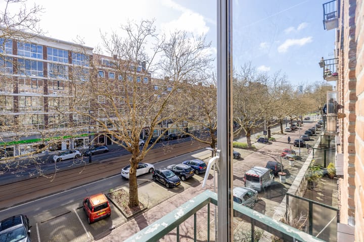 Foto 3 van Herman Robbersstraat 68-C