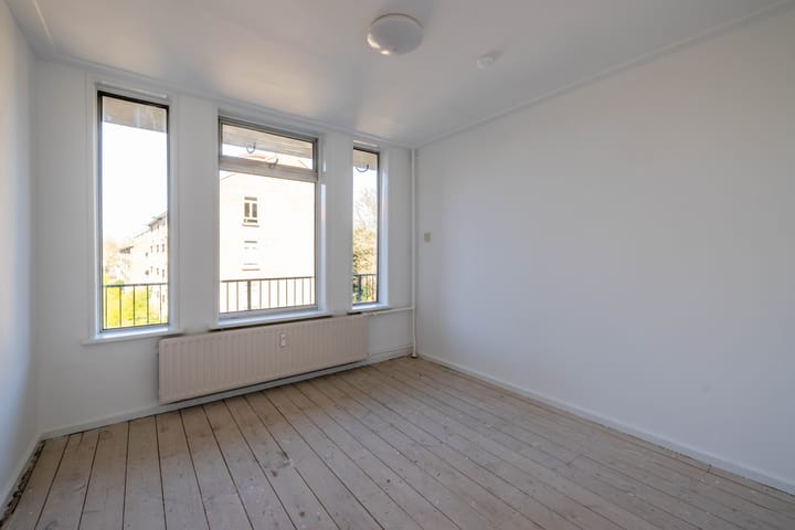 Foto 11 van Herman Robbersstraat 68-C