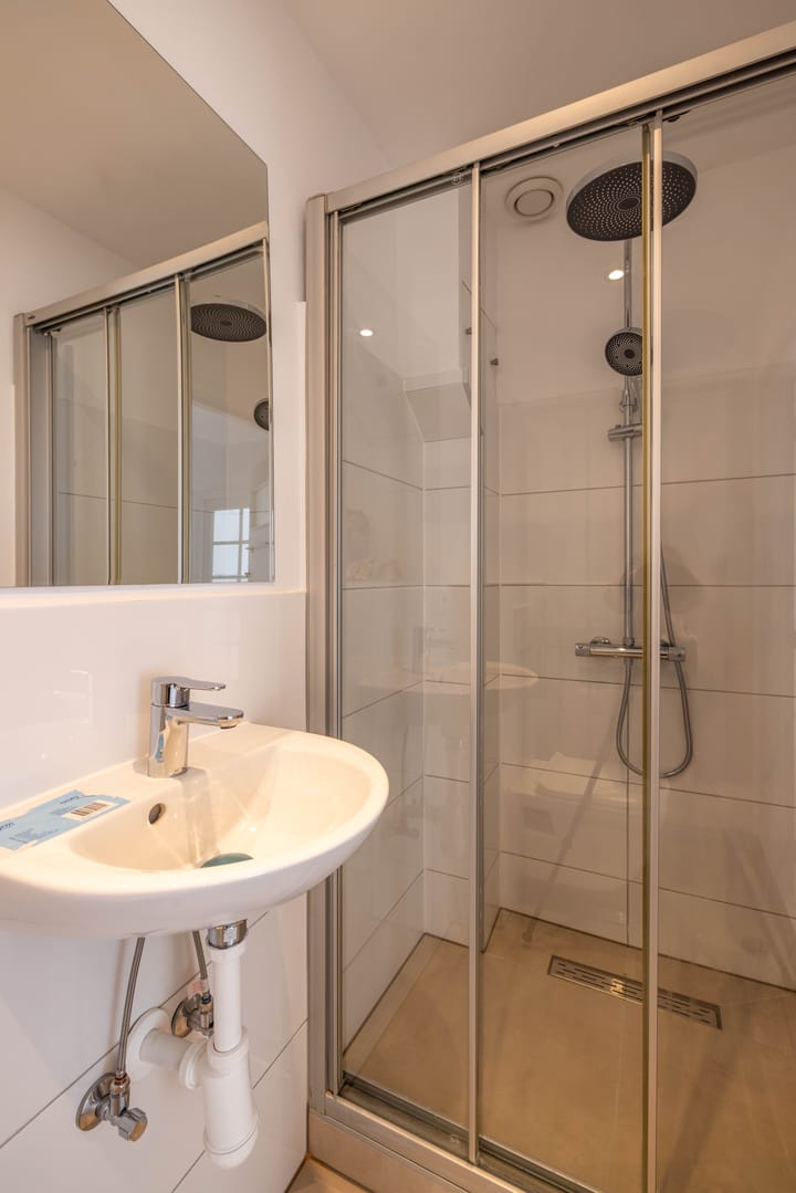 Foto 17 van Herman Robbersstraat 68-C