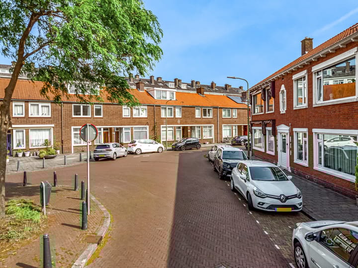 Photo 22 of Maarsbergenstraat 14