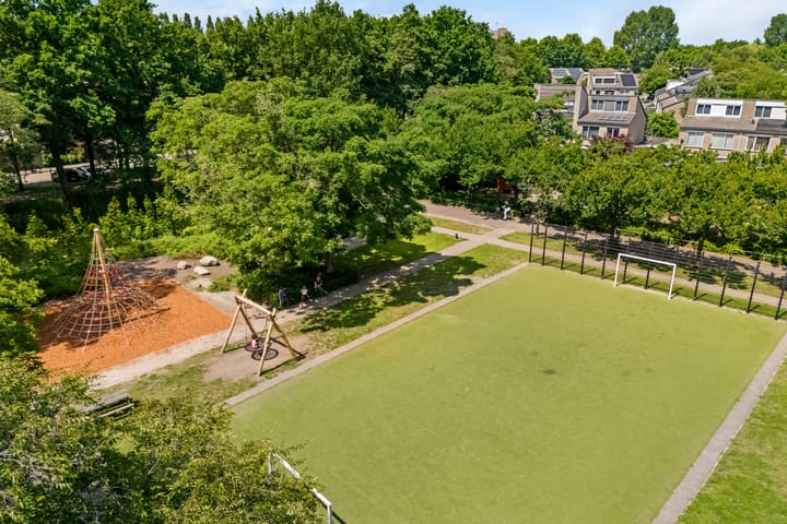 Foto 24 van Leonardo da Vincistraat 52