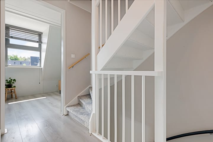 Photo 18 of Samuel de Marezhof 89