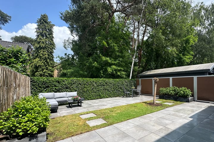 Photo 32 of Samuel de Marezhof 89