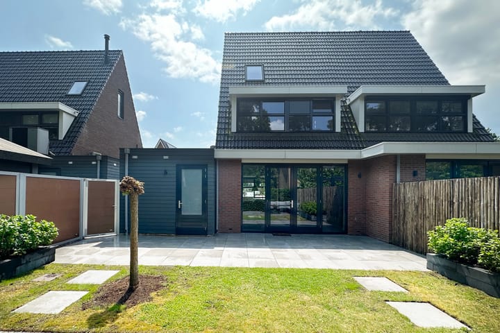 Photo 36 of Samuel de Marezhof 89