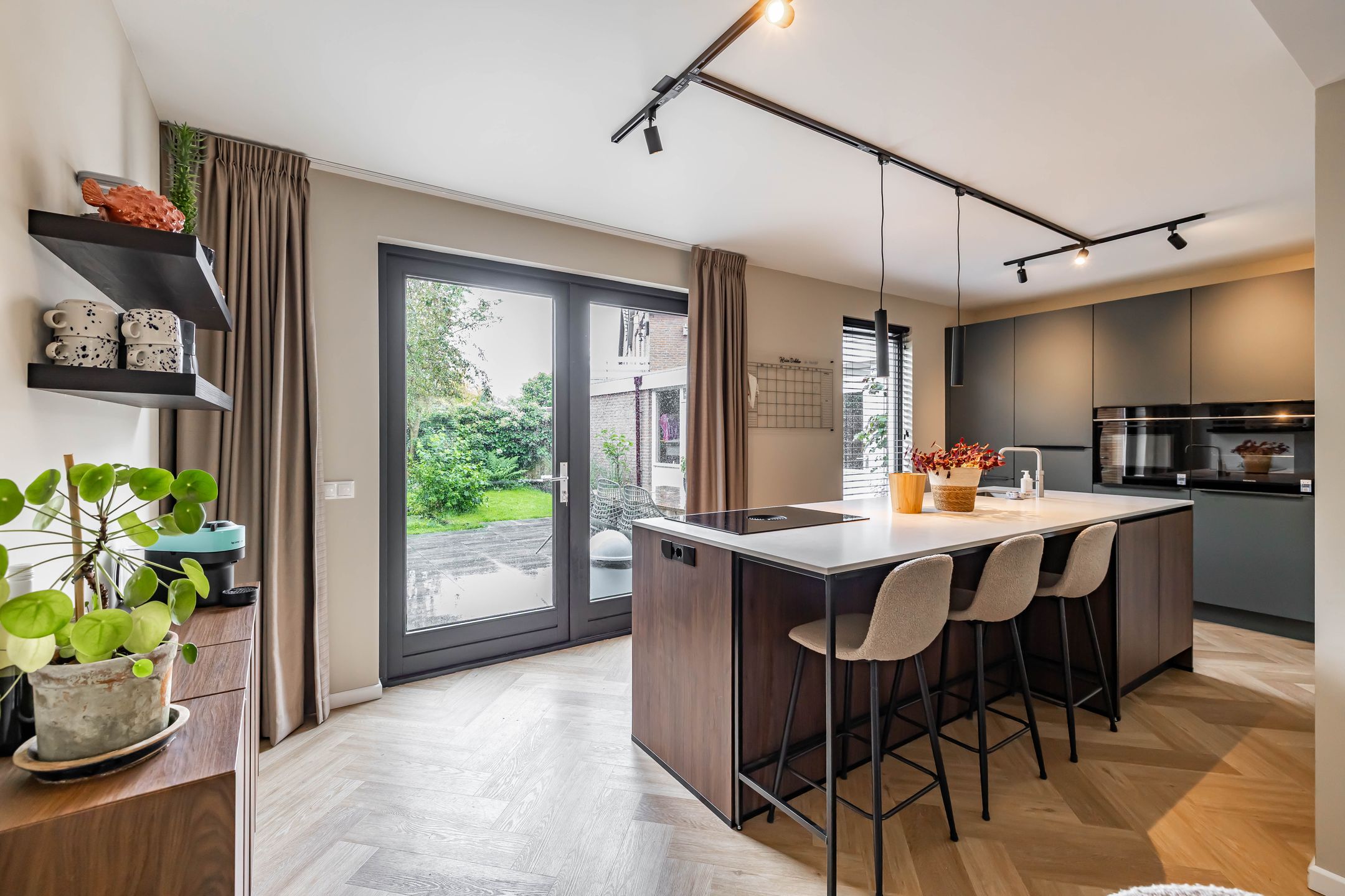 Foto 21 van Hoofdweg 117