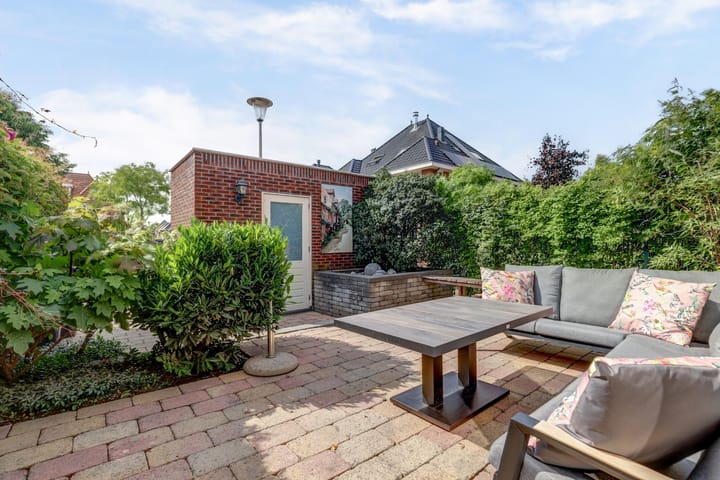 Foto 32 van Simon Carmiggeltstraat 32