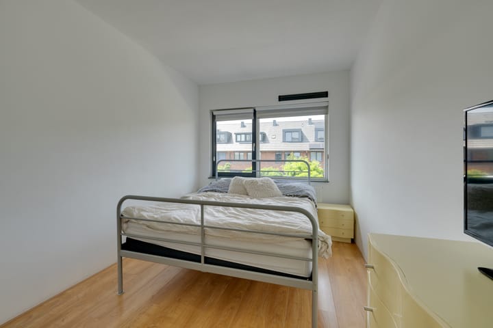 Foto 26 van Korenbloemlaan 8