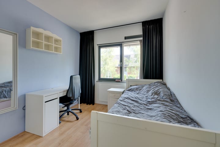 Foto 28 van Korenbloemlaan 8