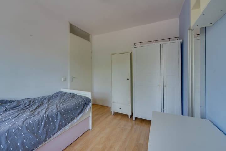 Foto 30 van Korenbloemlaan 8