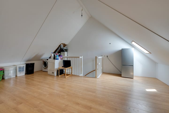 Foto 38 van Korenbloemlaan 8