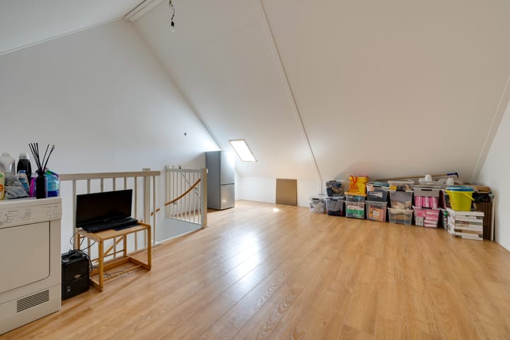 Foto 39 van Korenbloemlaan 8