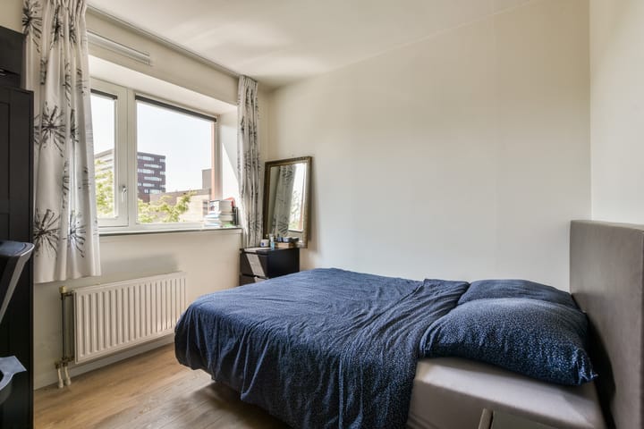 Foto 21 van van De Spiegelstraat 115